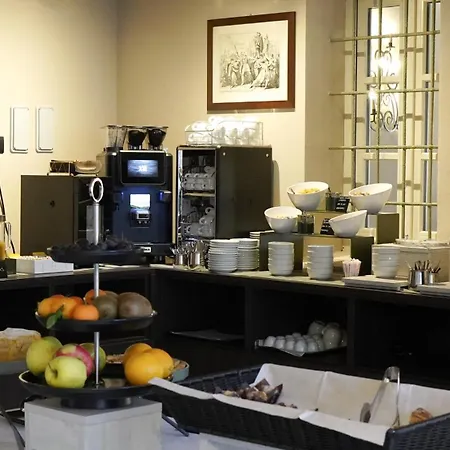 Hotel Del Lupo 4*