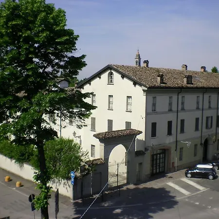 فندق Del Lupo Soragna
