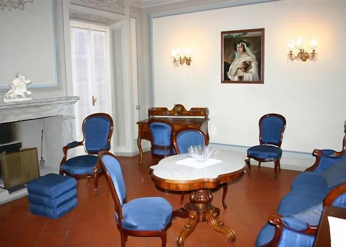 Del Lupo ホテル ソラーニャ